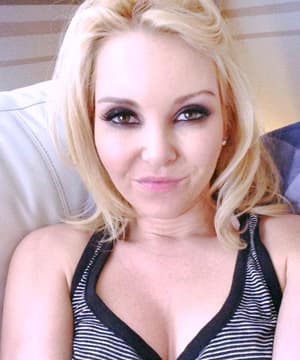 Adorable blonde Aaliyah Love has awesome interview