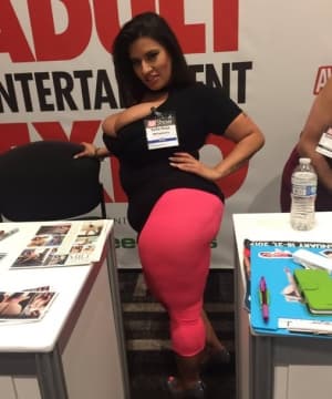 Porndig - Sofia Rose is a seductive BBW with huge tits on PornDig